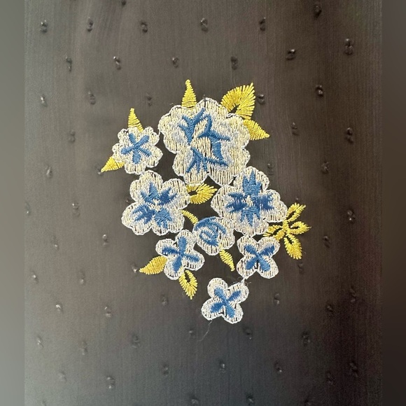 CeCe Blue and White Floral Dress w/ Peter Pan Collar Size 6 - Picture 4 of 5